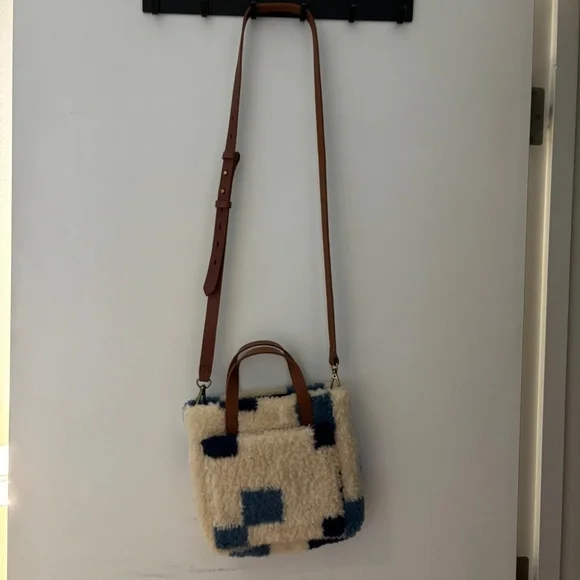 NWT Madewell Fuzzy Bag - Picture 2 of 2